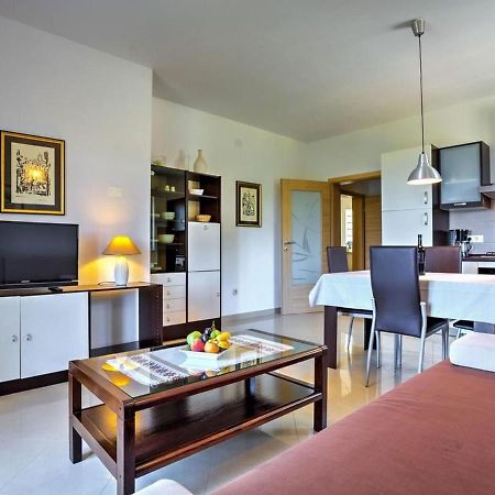 Apartments Villa Tara Brseč Eksteriør bilde